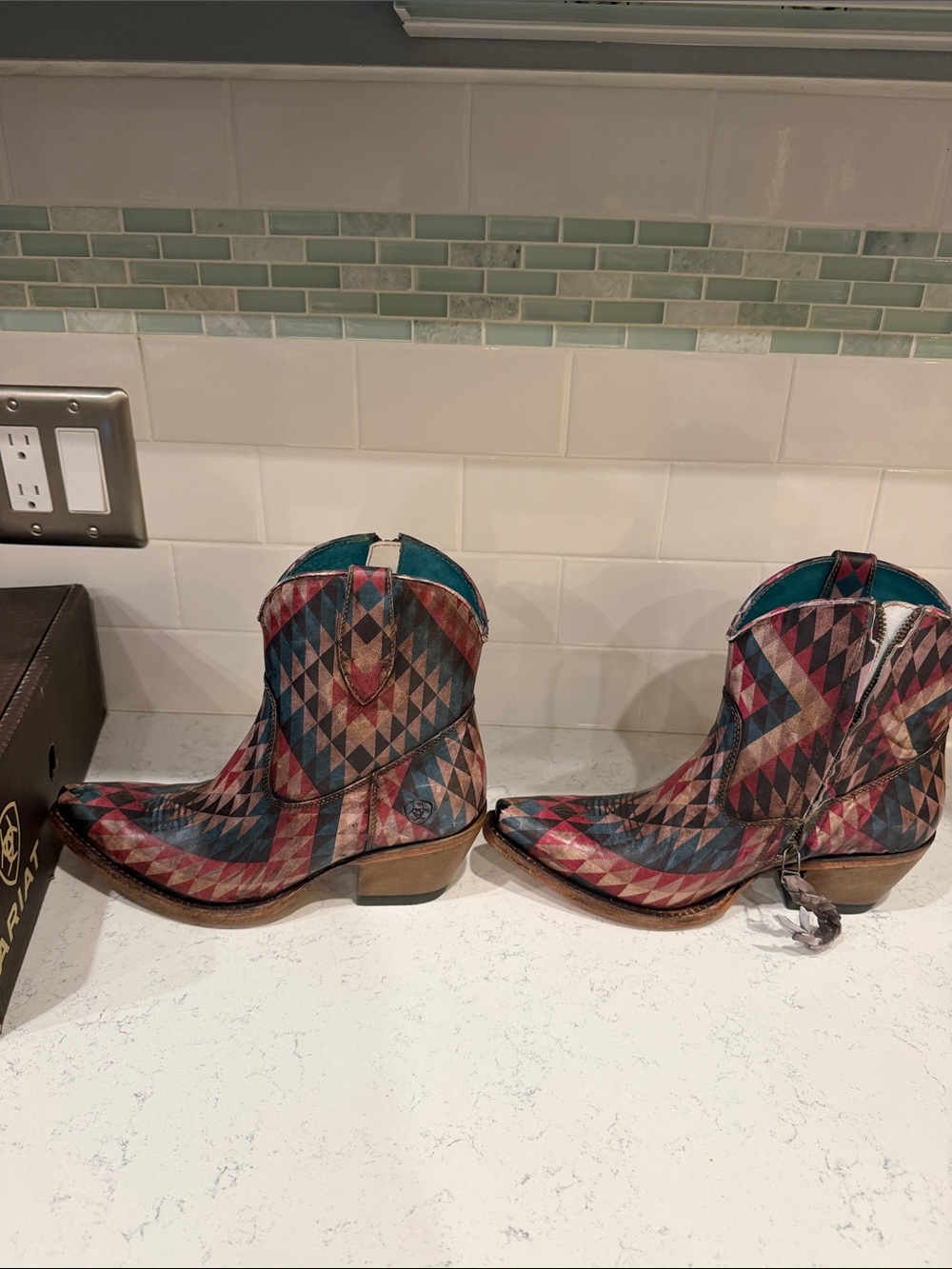 New in Box Ariat Teal Red Blue Southwestern Geometric Western Ankle Boots size 8 - Picture 7 of 10